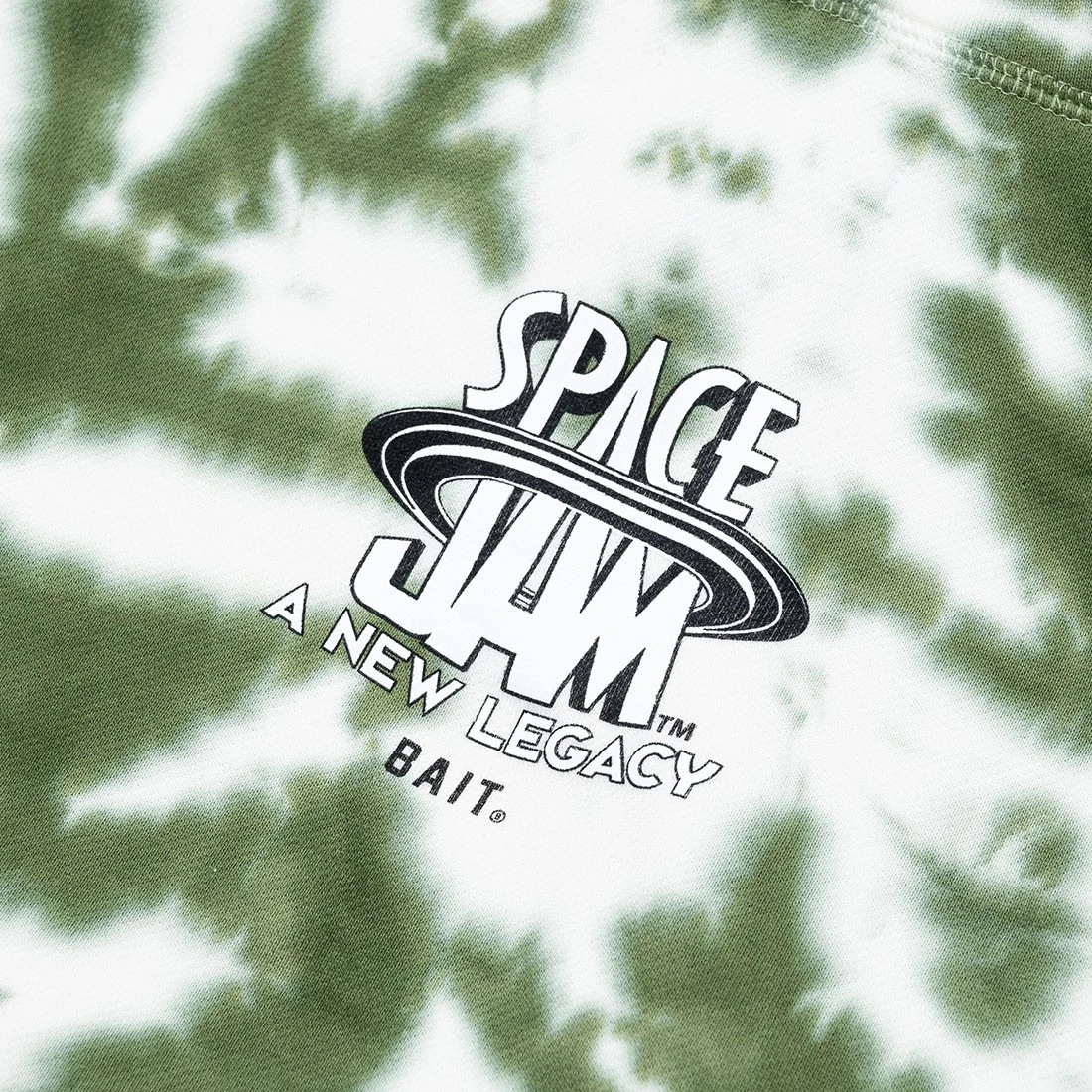 BAIT X Space Jam A New Legacy Men Bugs Dribble Hoody (green / Tie Dye) 4 BAIT X Space Jam A New Legacy Men Bugs Dribble Hoody (green / Tie Dye) - Image 4