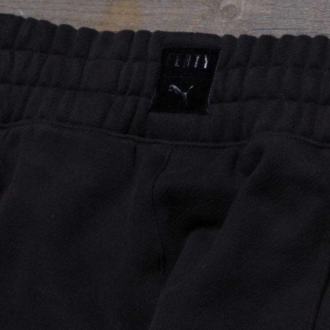 Puma X Fenty By Rihanna Women Fleece Pants (black) 4 Puma X Fenty By Rihanna Women Fleece Pants (black) - Image 4