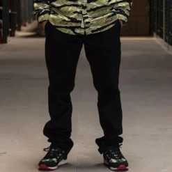 BAIT Basics Chino Pants (black) -Marvia Wear Sales Store pants blackfront